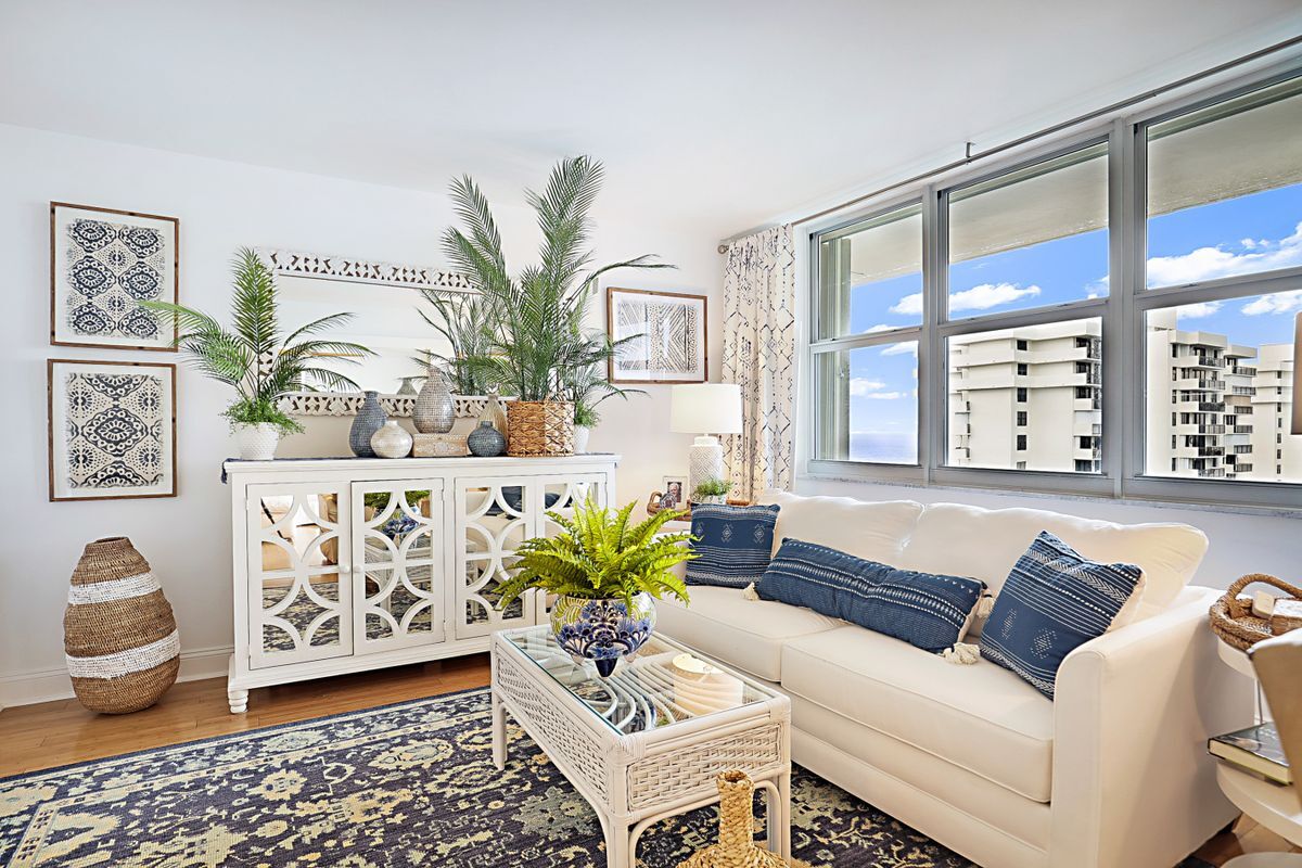 Building Photo - 2121 N Ocean Blvd