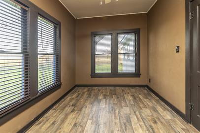 Building Photo - "Charming 3-Bedroom Home in LaCoste, TX – Cozy 1216 Sq Ft with Full Bath!"