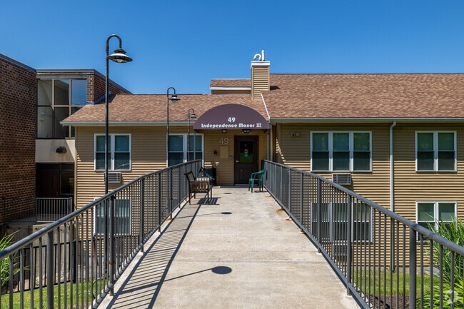 Entrance - Independence Manor