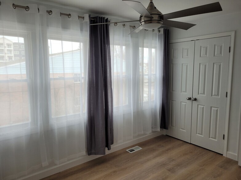 Building Photo - 3082 Norcott Dr