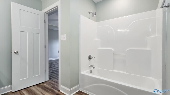 Building Photo - 14300 Peek Dr