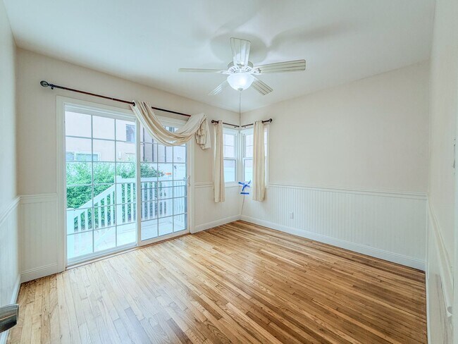 Building Photo - Hollywood Beach | 3 Bedroom + 2 Bathroom H...