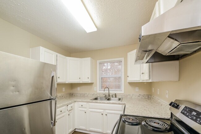 Building Photo - 172 Elisha Creek Dr