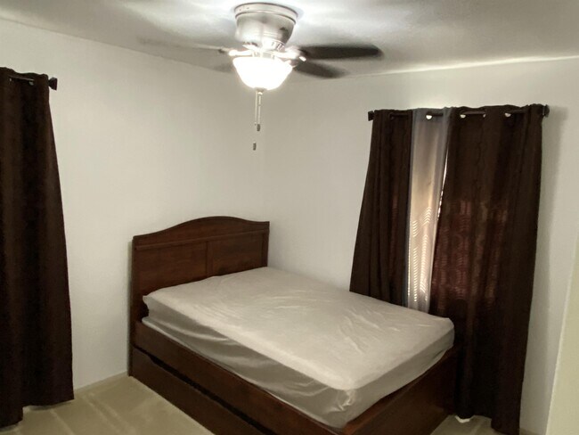 Building Photo - 30527 Gallup Ct