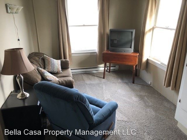 Building Photo - 832 NE Baker St