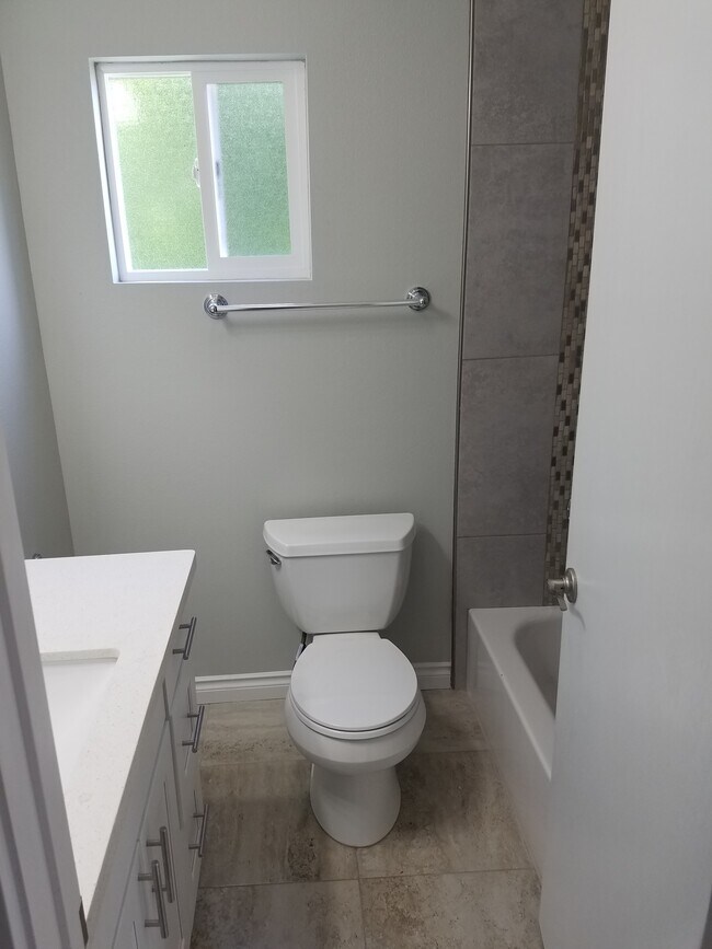 Building Photo - 9253 51st Ave S