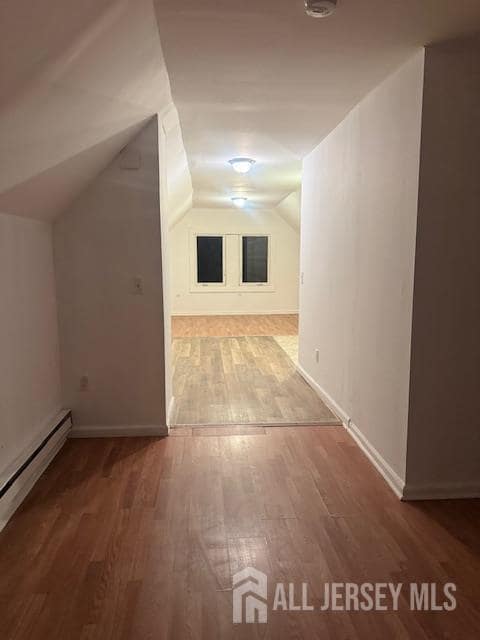 Building Photo - 537 S Park St