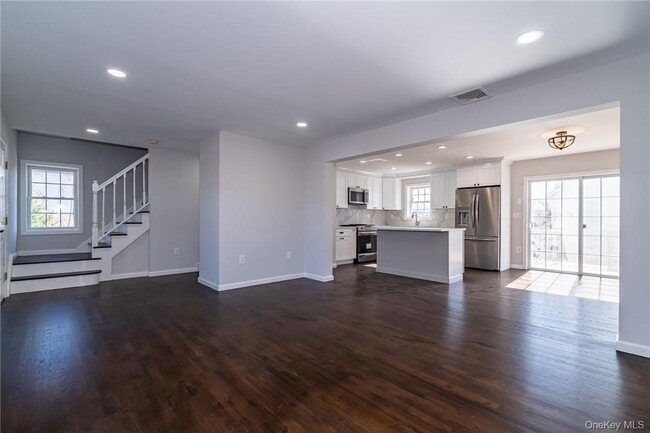 Building Photo - 35 Harrison Ave