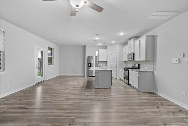 Building Photo - 9714 Grooveburr Ct