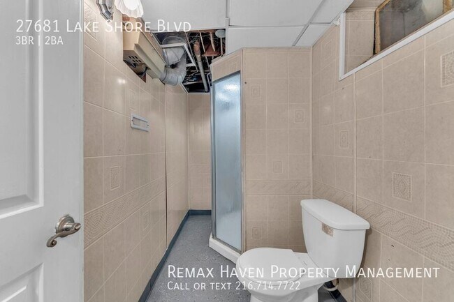 Building Photo - 27681 Lake Shore Blvd-