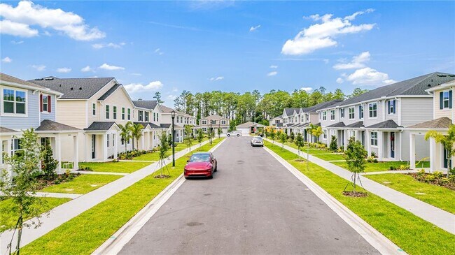 Building Photo - 9836 Walkway Dr