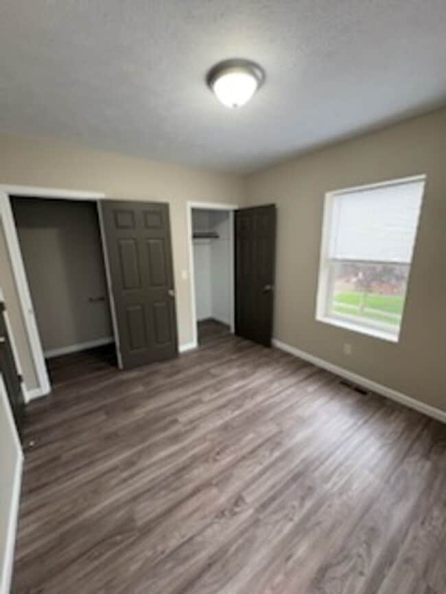 Building Photo - Two bedroom apartment