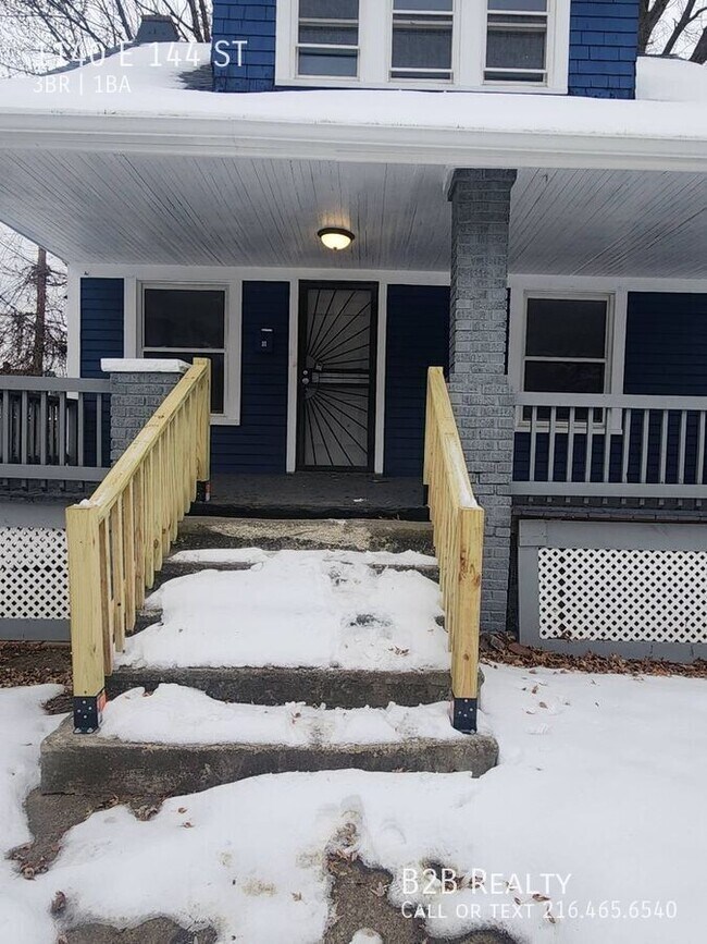 Building Photo - 1140 E 144th St