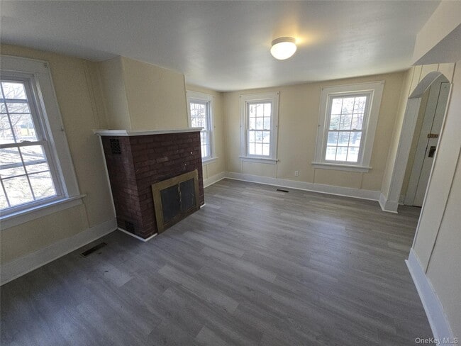 Building Photo - 647 County Route 78