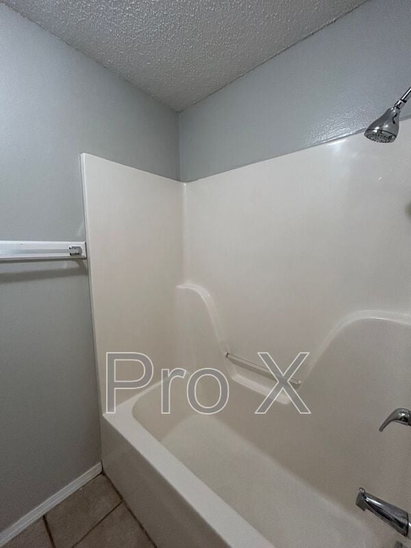 Building Photo - 3403 SW Victoria Pl