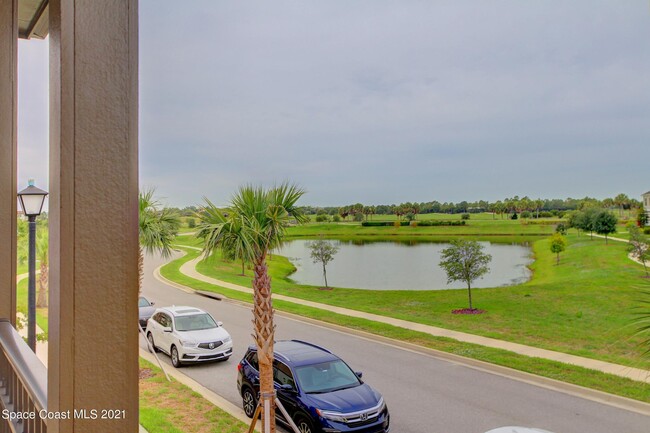 Building Photo - 6903 Vista Hermosa Dr