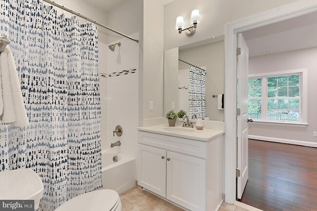 Building Photo - 6526 Dearborn Dr