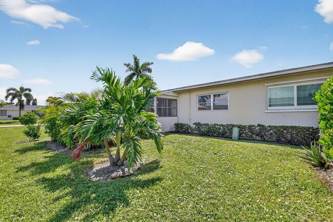 Building Photo - 2673 Barkley Dr E