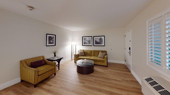 Building Photo - 45 Tamal Vista Blvd