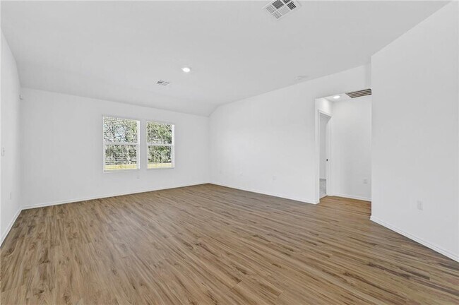 Building Photo - 10725 Steinbeck Dr