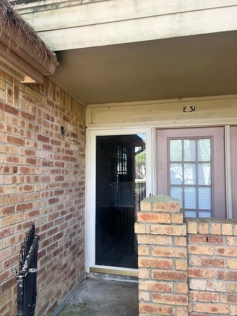 Primary Photo - 16800 Sugar Pine Dr