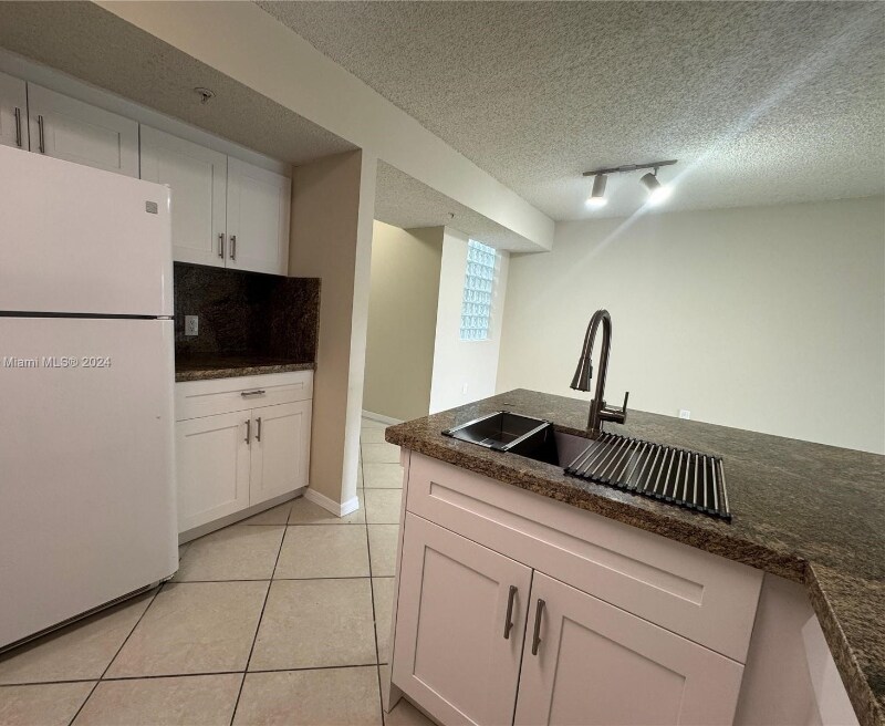 Building Photo - 165 NW 96th Terrace