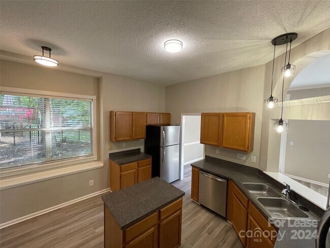 Building Photo - 8307 Belstead Brook Ct