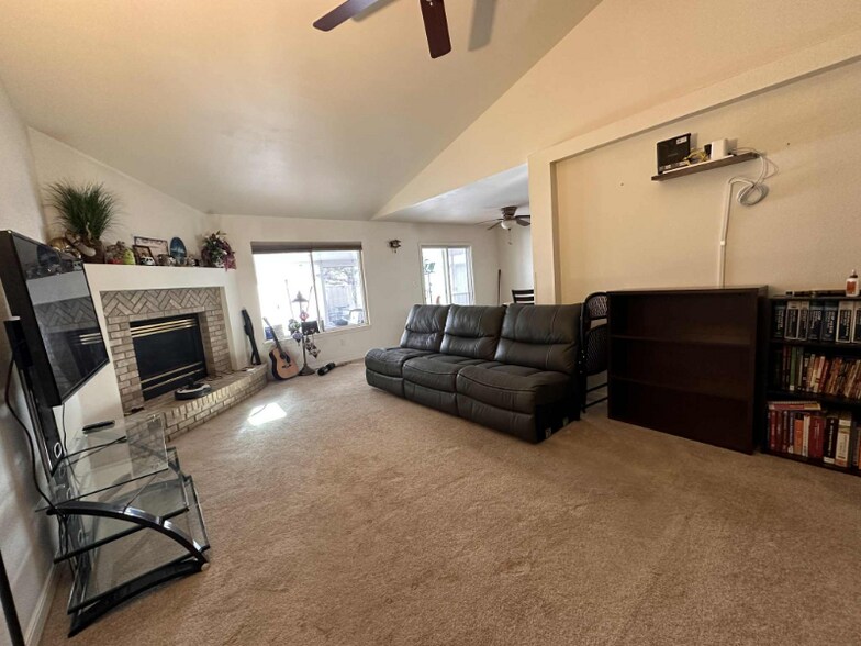 Building Photo - 11610 Cranston Dr