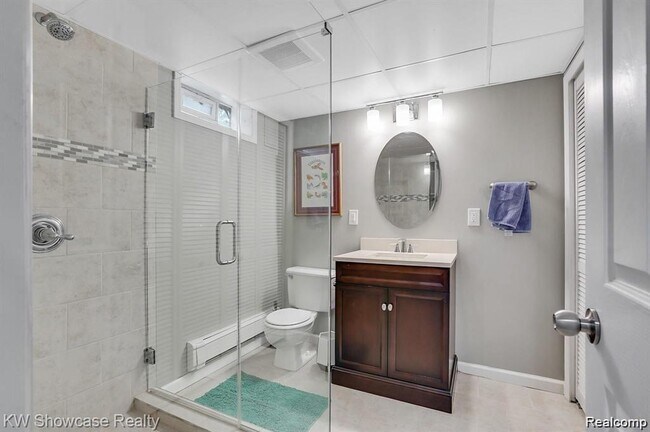 Building Photo - 1304 Grove Ave