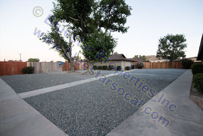 Building Photo - 15360 Broken Bow Rd