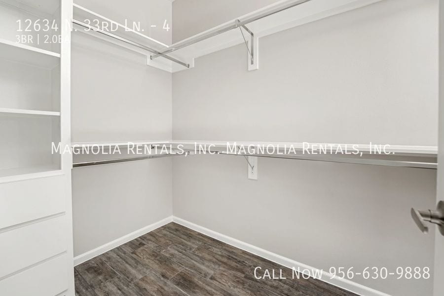 Building Photo - 12634 N 33rd Ln