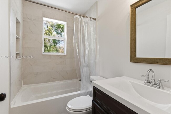 Building Photo - 4808 SW 157th Way