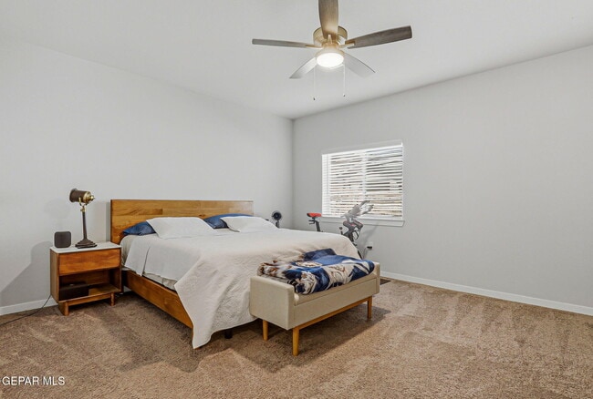 Building Photo - 51049 Fox Trl Ave