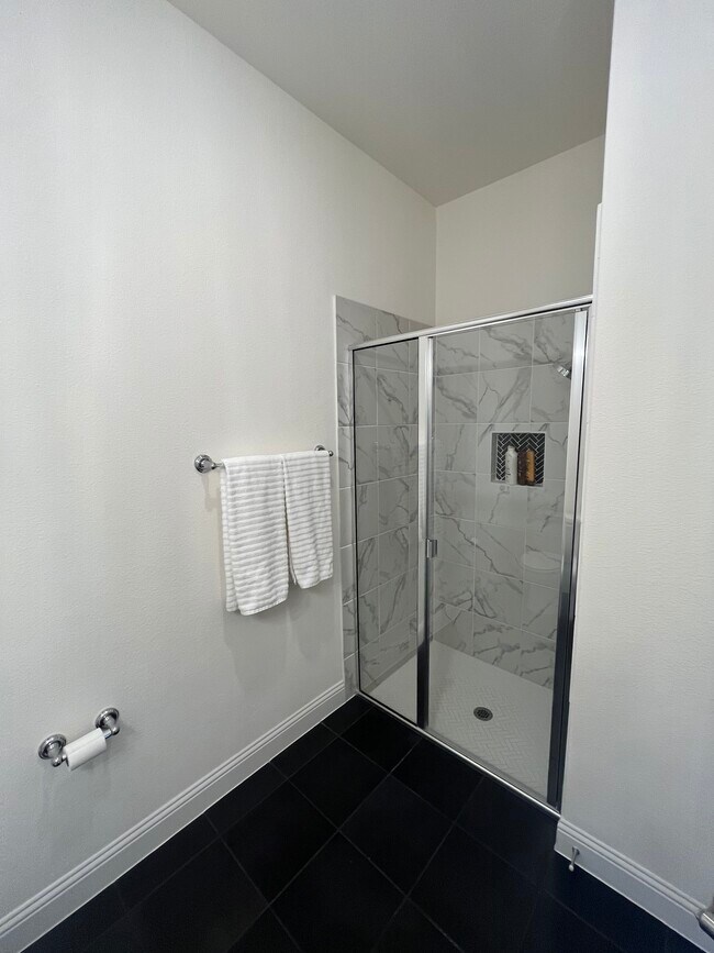 Building Photo - 3220 Zenyatta Ct