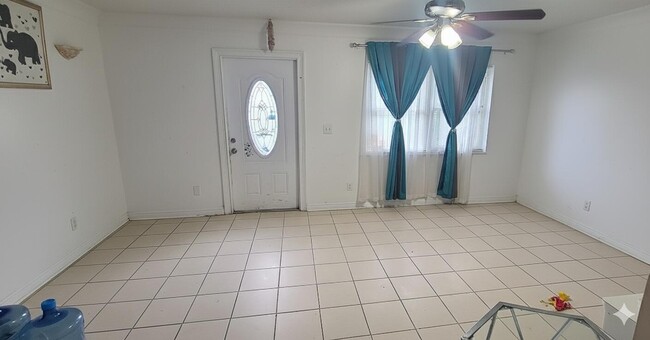 Building Photo - 1769 Keenland Cir