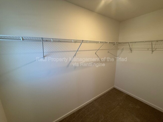 Building Photo - 206 Solacium Ln