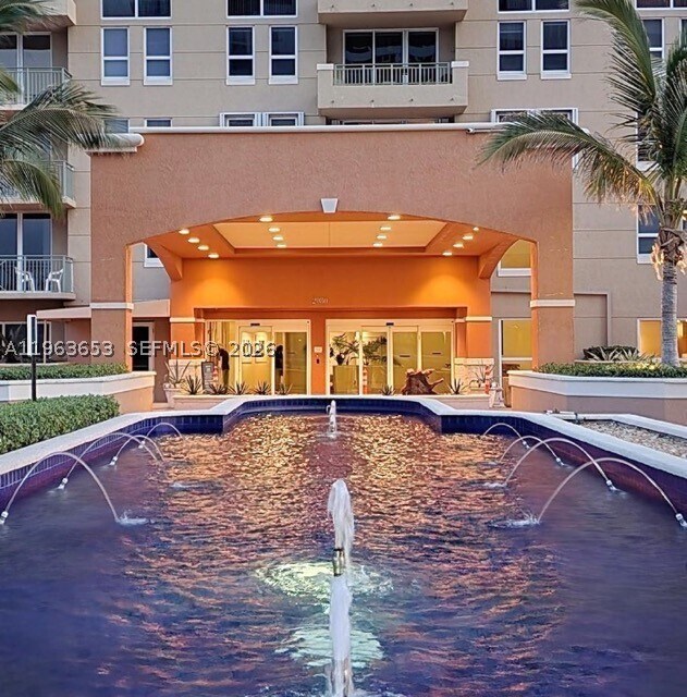 Building Photo - 2080 S Ocean Dr