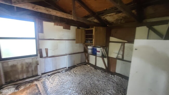 Building Photo - 1350 Jarecki Ave