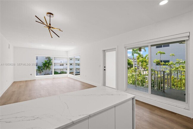 Building Photo - 3661 NE 170th St