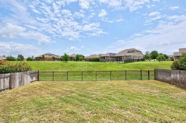 Building Photo - 540 Blue Agave Ln