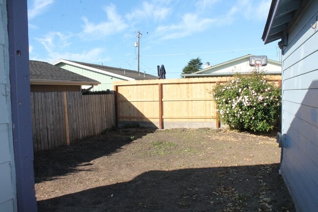 Building Photo - Cayucos Beach House