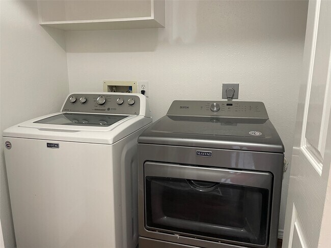 Building Photo - 15 Wineberry Pl