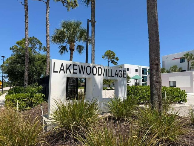 Building Photo - 4260 Lakewood Rd