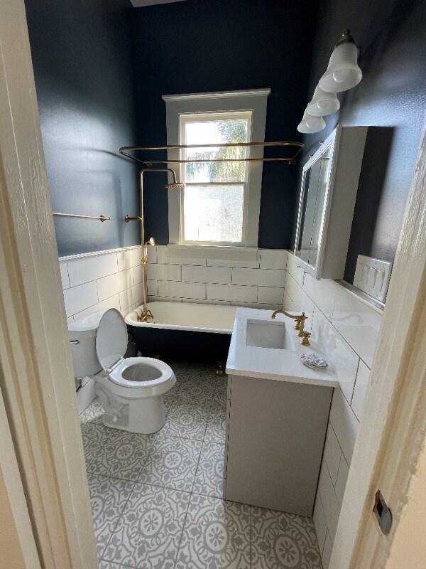 Building Photo - 3919 Laurel St