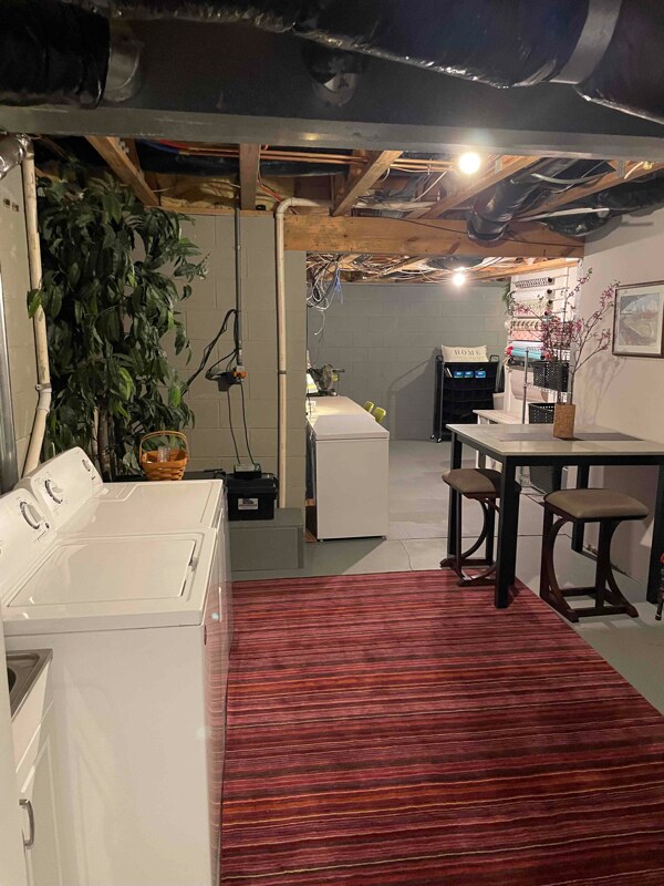 Building Photo - 8371 Juniper Dr