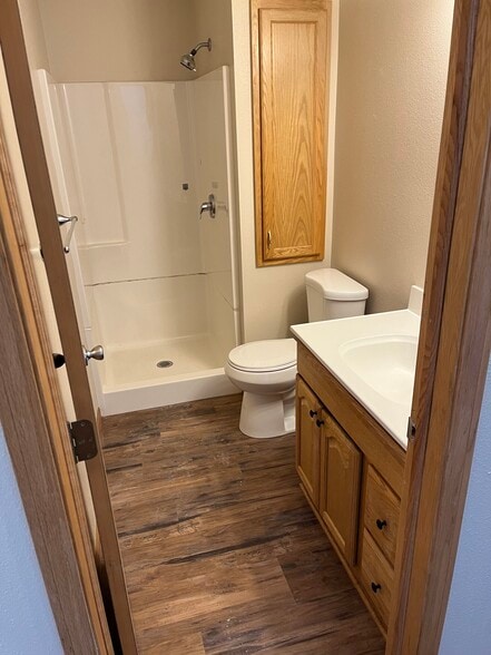 Building Photo - 540 6th Ave NE