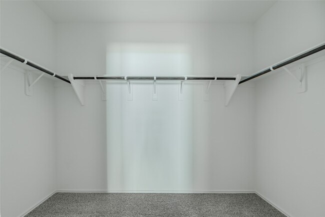 Building Photo - 5619 Simcrest Grove Dr