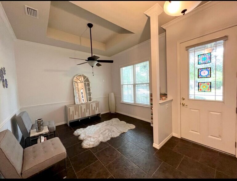Building Photo - 7557 SW 80th Dr