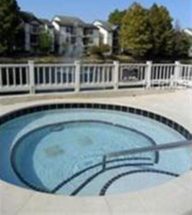 Building Photo - ORLANDO: 2 bed/2 bath Ground Floor Unit - ...