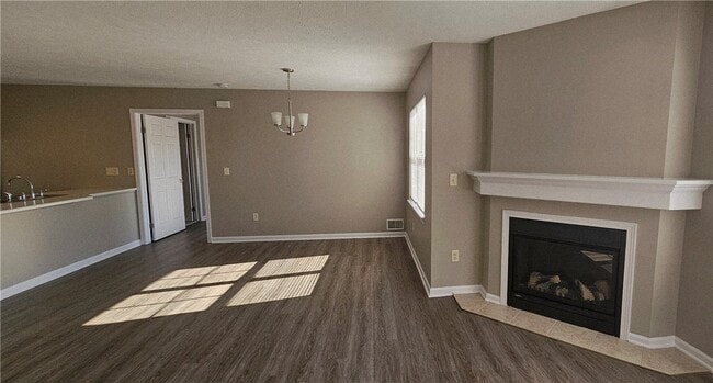 Building Photo - 1609 Hill Park Ct